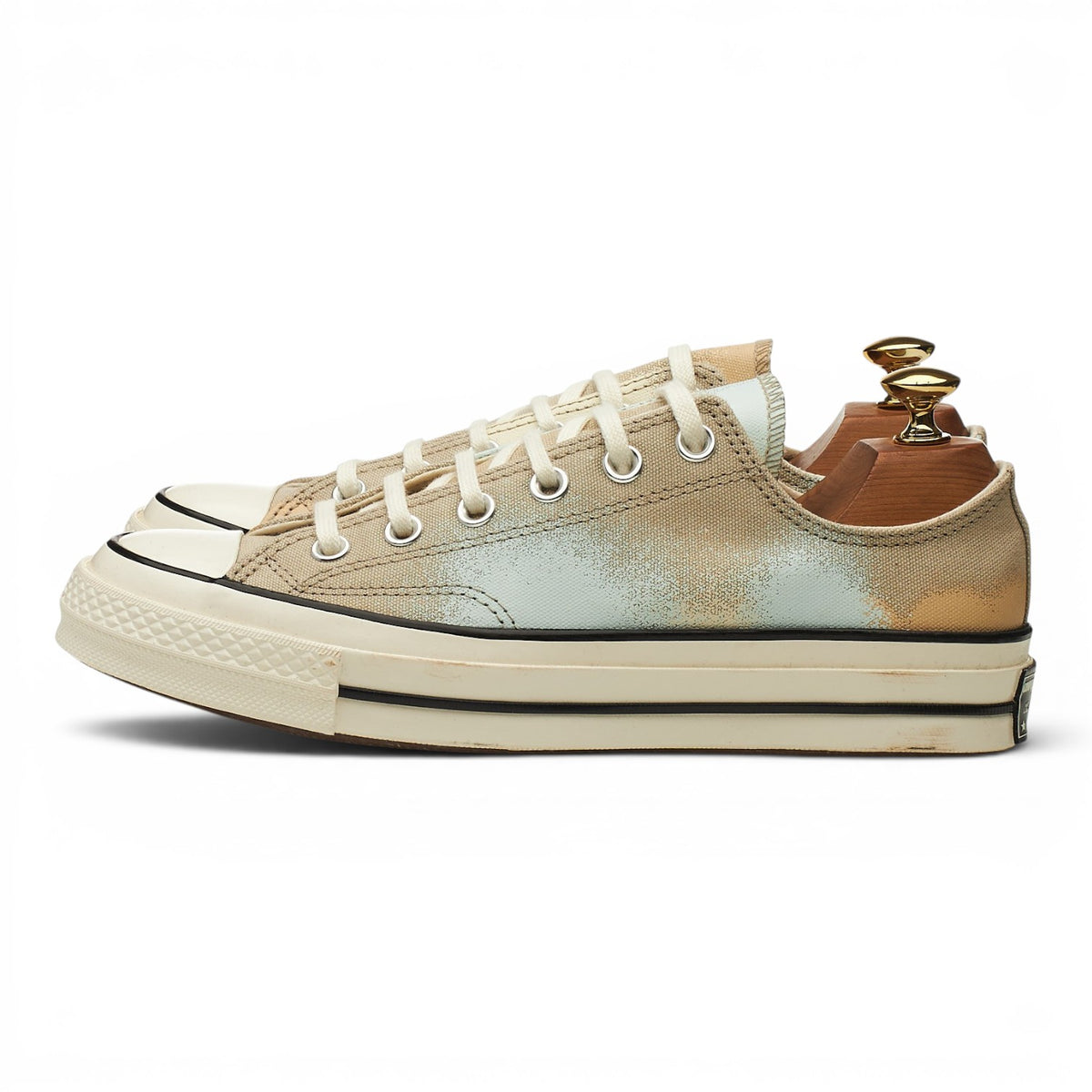 'Chuck 70 Low' Stone Canvas Sneakers UK 7