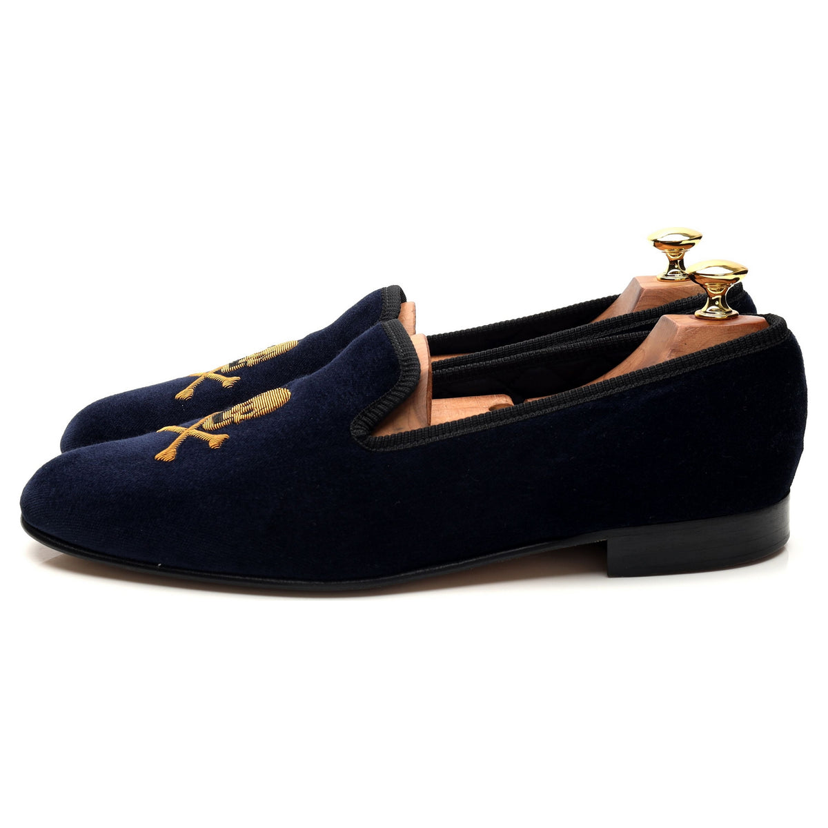 &#39;Skull &amp; Crossbones&#39; Navy Blue Velvet Slippers UK 9.5