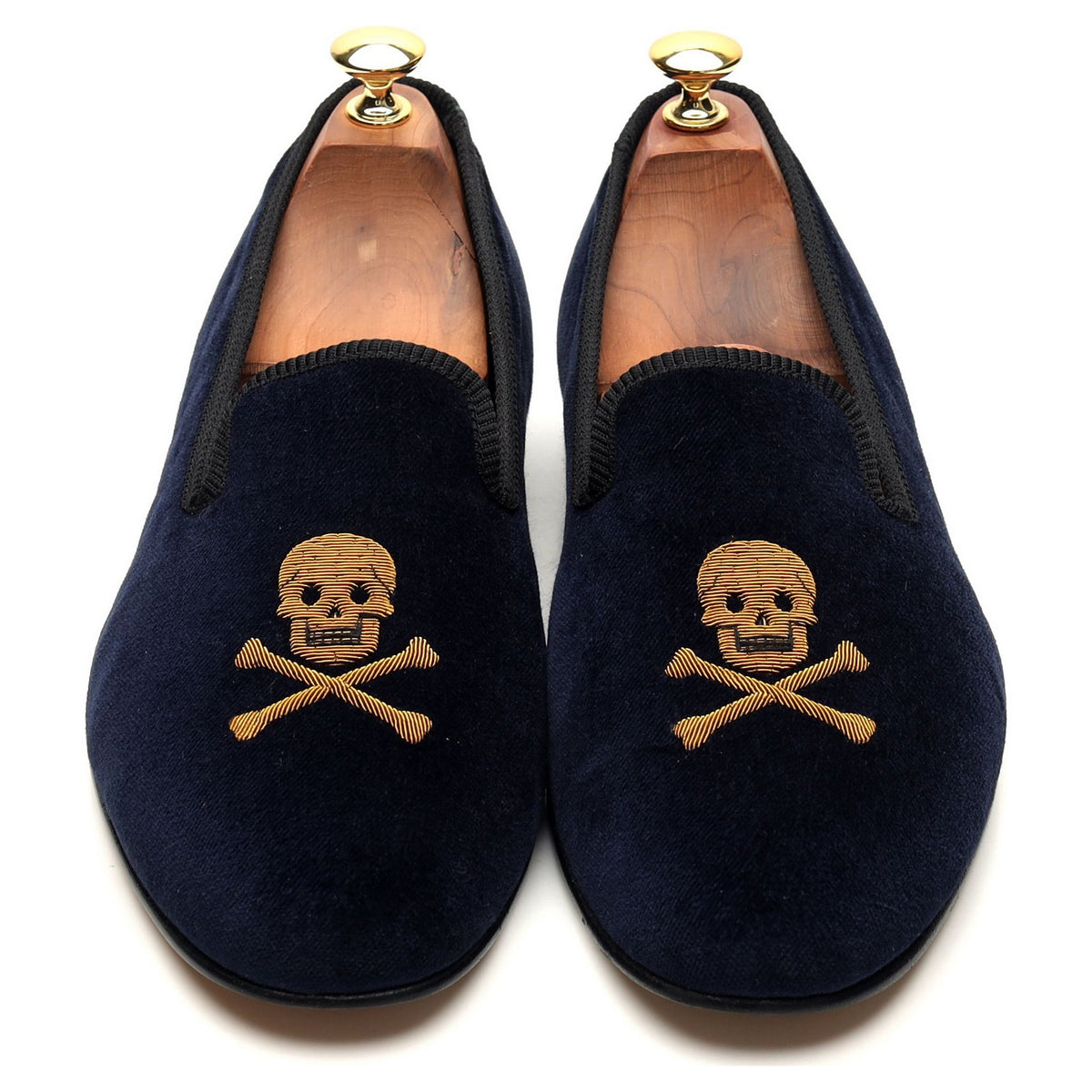 &#39;Skull &amp; Crossbones&#39; Navy Blue Velvet Slippers UK 9.5