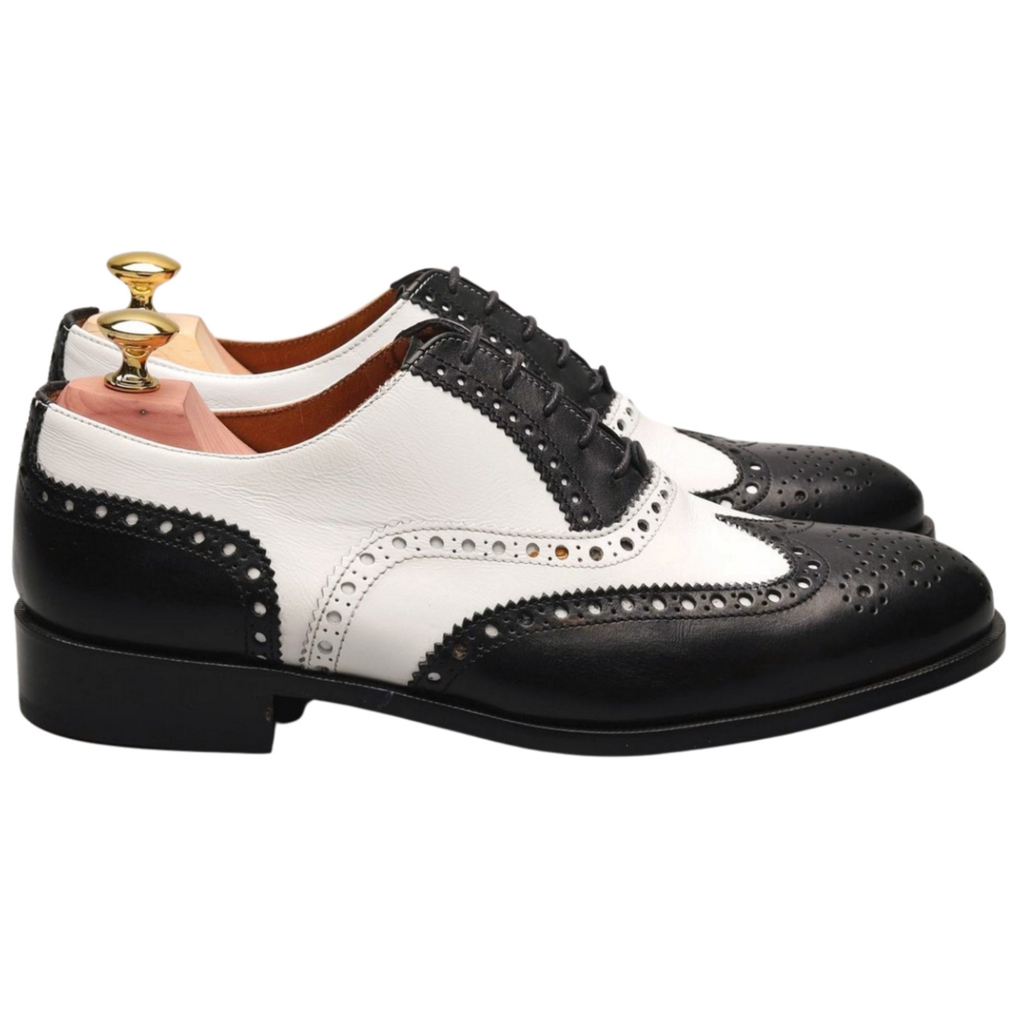 shipton and heneage sale