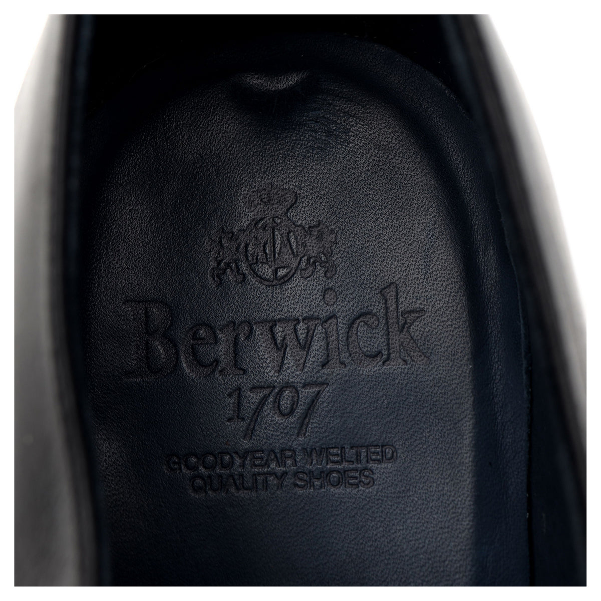 &#39;6824&#39; Black Leather Oxford UK 11.5