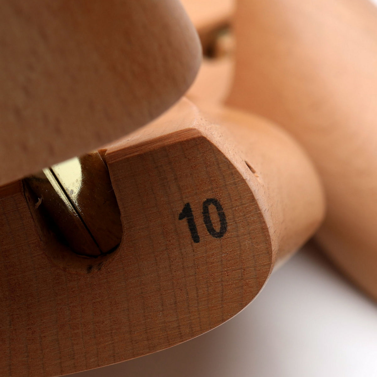 Wooden Shoe Trees UK 10