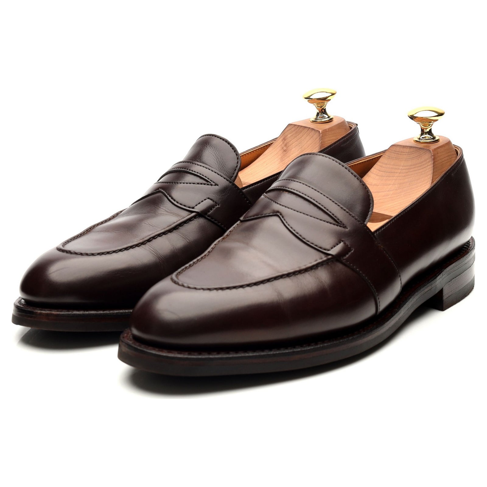 Q & A with PG Editors : What's the difference between John Lobb, London and John  Lobb,